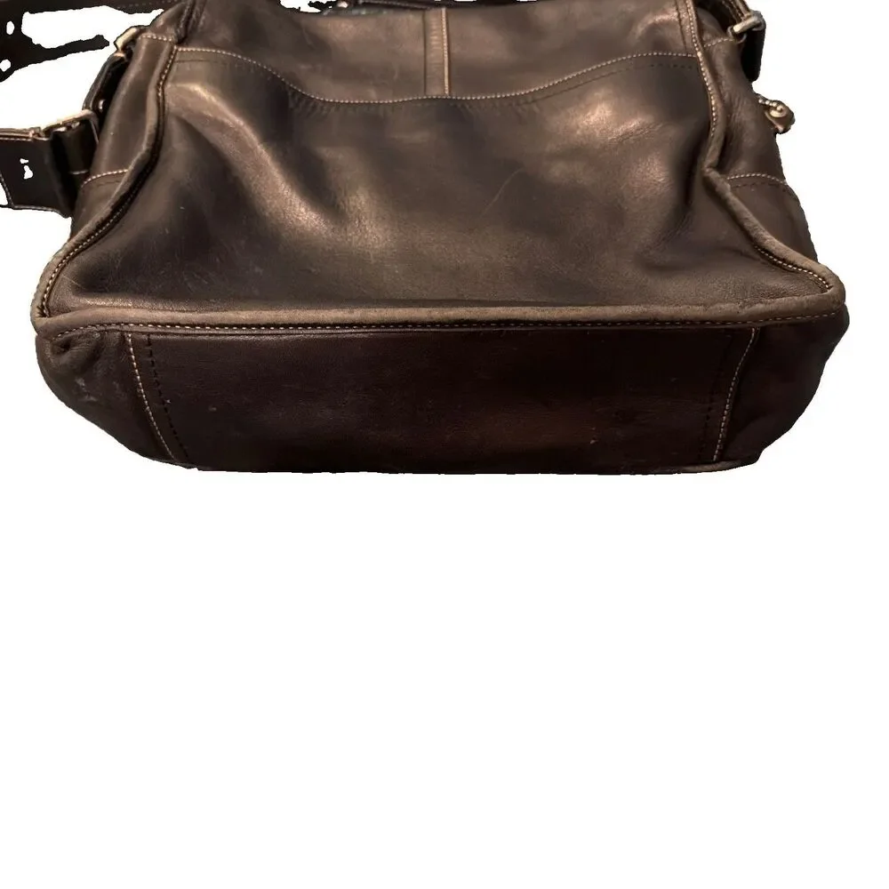 Coach shoulder bag